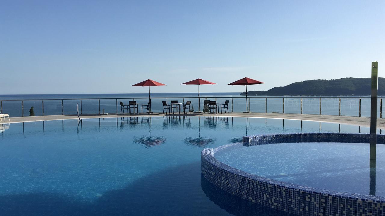 Hotel Belvedere Becici 4*